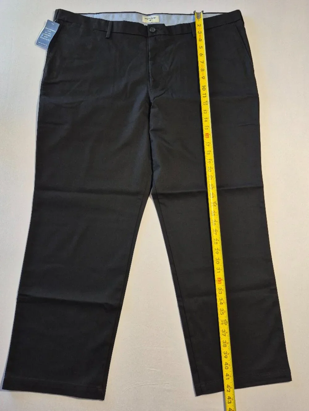 NWT Dockers The Clean Khaki Pants Mens 44x30 Black Big & Tall Classic Fit Chinos
